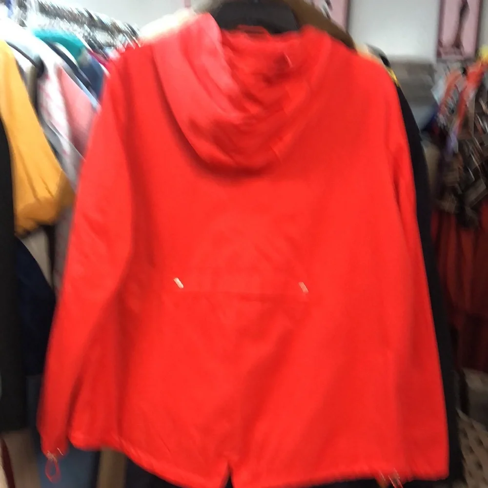 *Lauren -Ralph Lauren red hooded jacket with scarf print lining- pockets - Picture 9 of 13